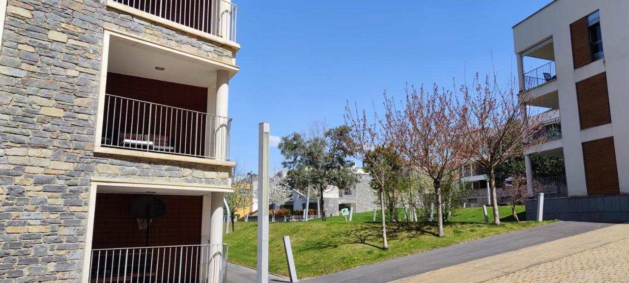 Apto Pirigolf & Pool Margas, Sabinanigo Sabiñánigo Exteriör bild
